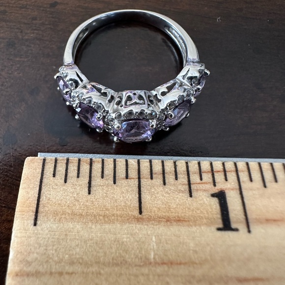 Tanzanite With CZ Surrounding Stones. Set in Sterling Silver. Ring Size 7. - Picture 3 of 7